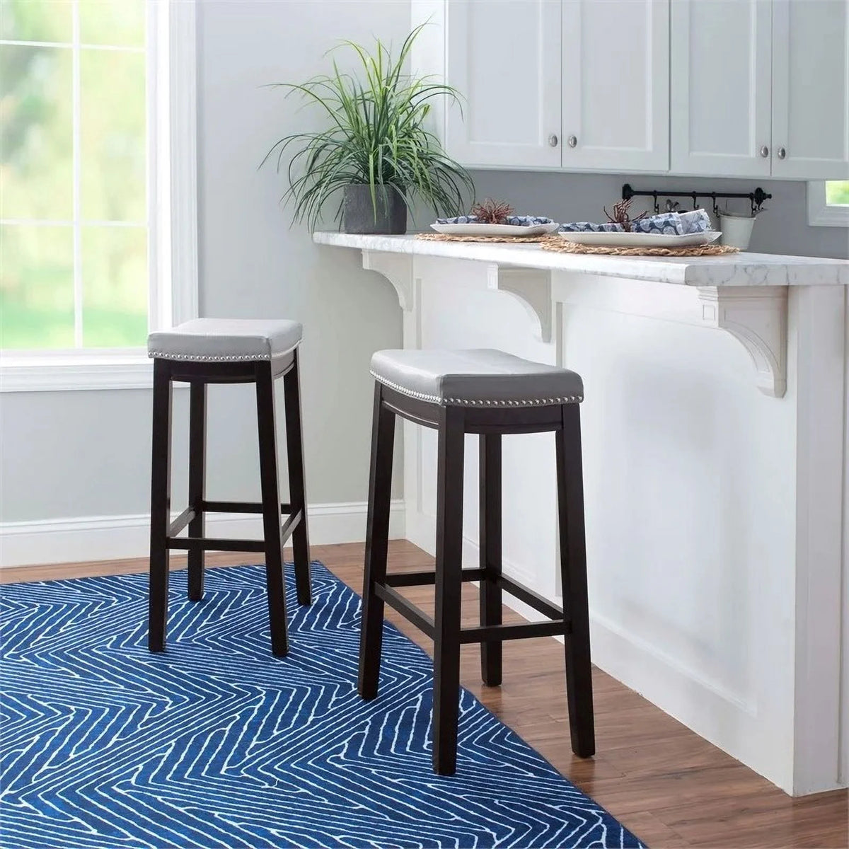 30" Backless Wood Bar Stool M554376