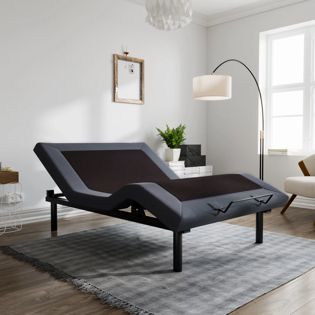 Queen Size Adjustable Bed with Wireless Remote S403791