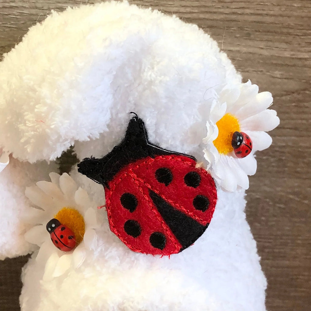 Ladybugs Daisy Holiday Ornament Doll Decorations T82250
