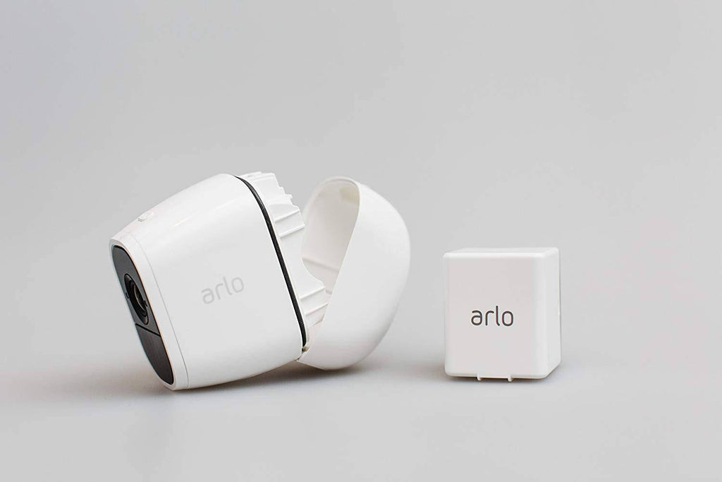 White 1080p Wireless Security Camera D7882