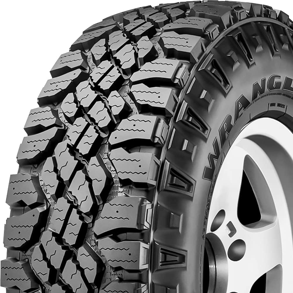 265/70R16 112S All-Season Radial Tire I43682
