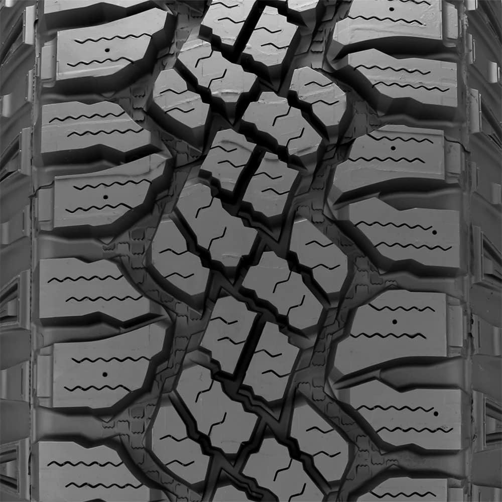265/70R16 112S All-Season Radial Tire I43682