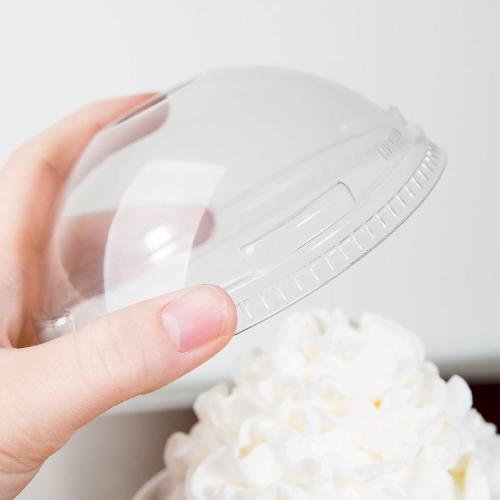 32 oz Clear Plastic Dome Lid with Hole U2085