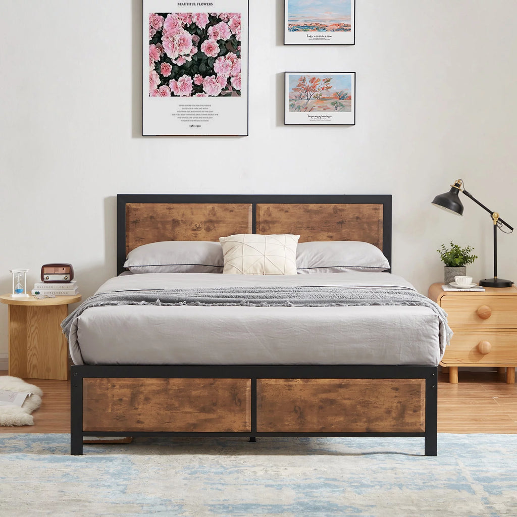 3-Piece Bedroom Set with Queen Size Bed Frame and Nightstands S606670
