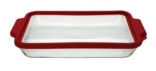 3-quart Glass Baking Dish with Airtight Lid, Cherry Red K10290