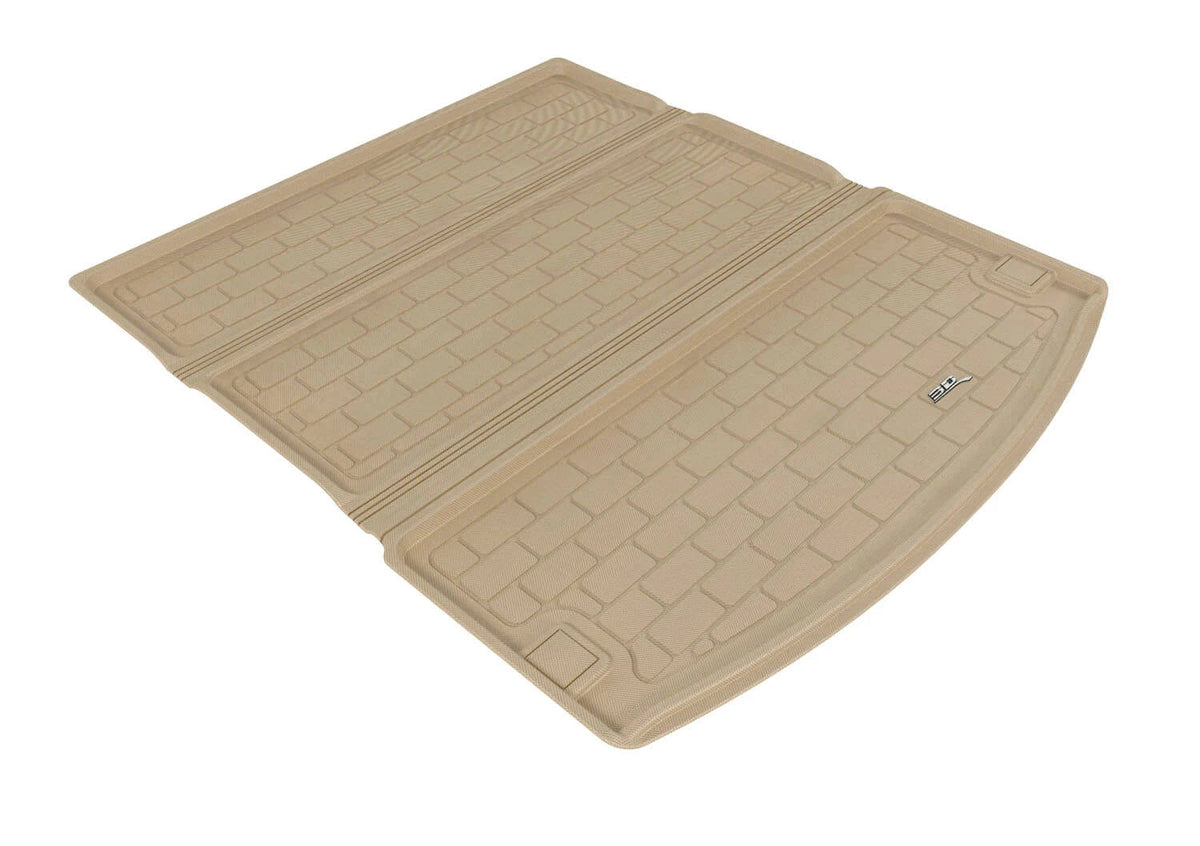 Tan Cargo Liner E250877