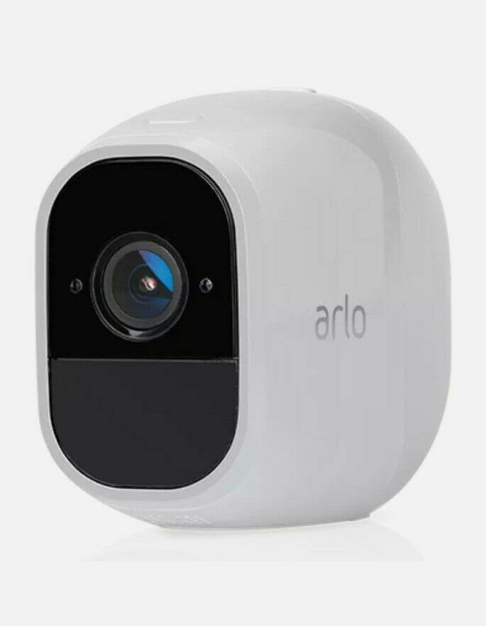 White 1080p Wireless Security Camera D7882