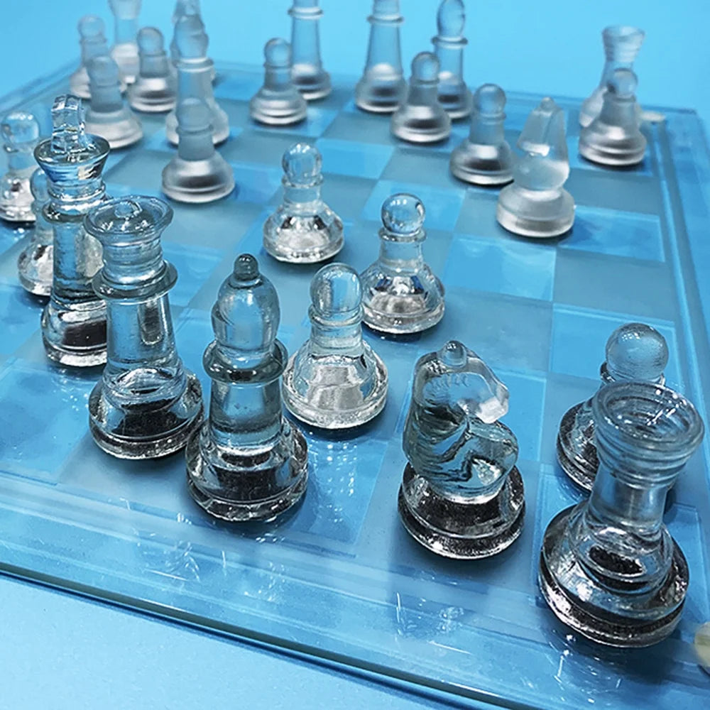 10 Inch International Chess Set L31750