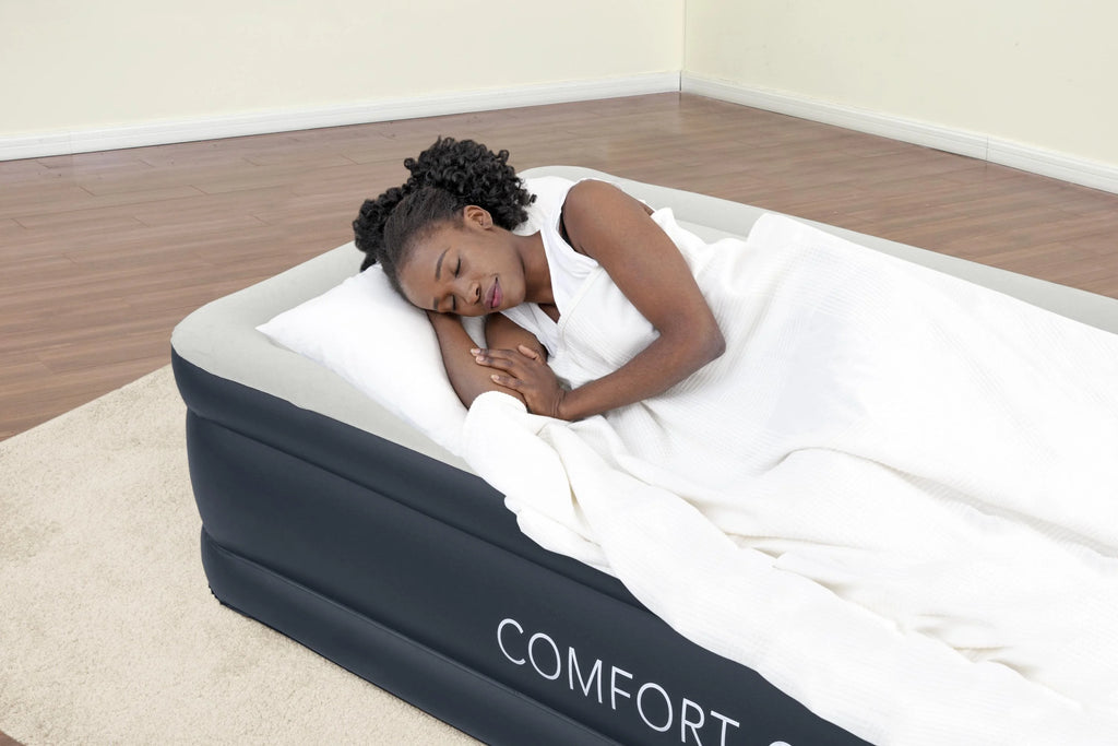 18" Twin Air Mattress with Built-in Pump F747